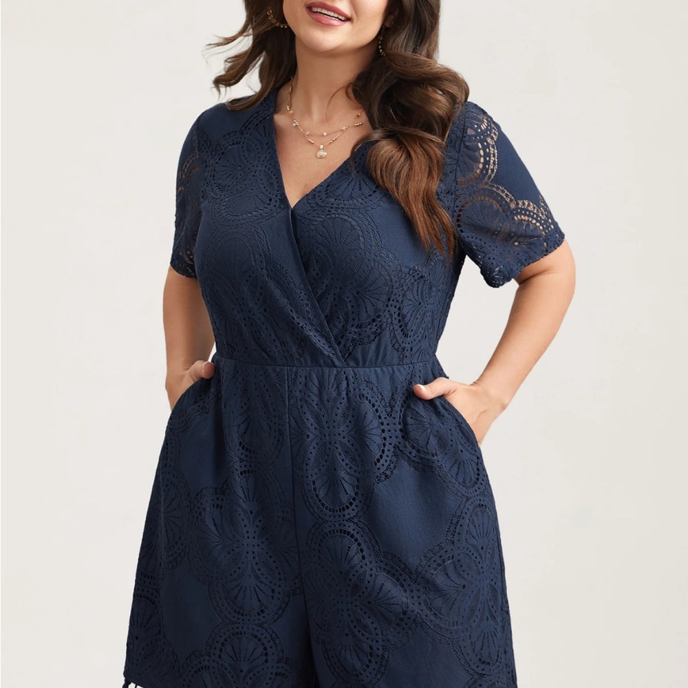 BloomChic Navy Blue Romper Lace Detail with Pockets Size 14 NWT
